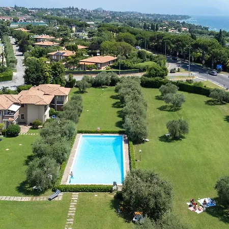 La Casa Di Bella - Con Piscina Padenghe sul Garda